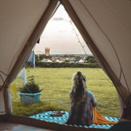 Trevena Cross Glamping & Camping Helston Esterno foto
