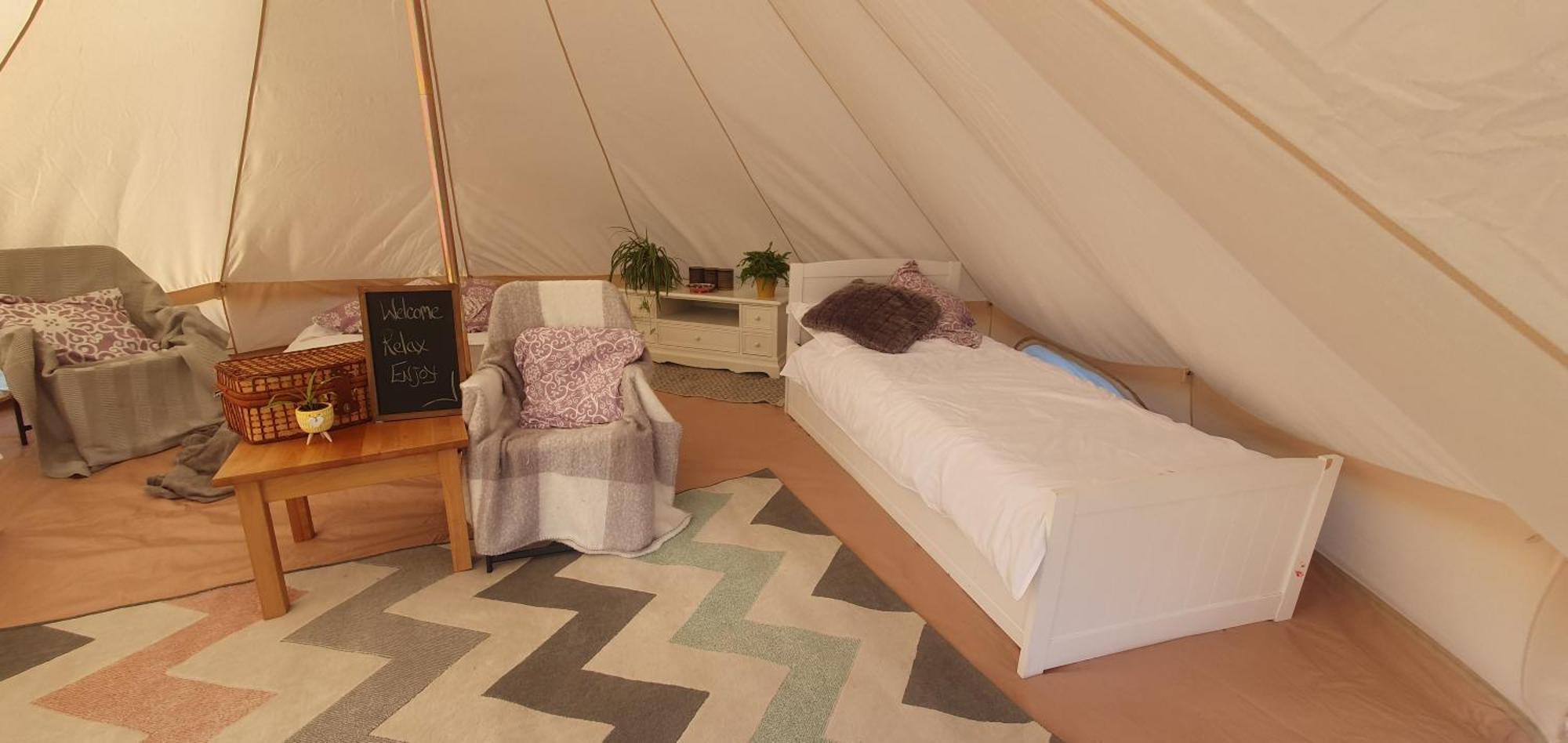 Trevena Cross Glamping & Camping Helston Esterno foto