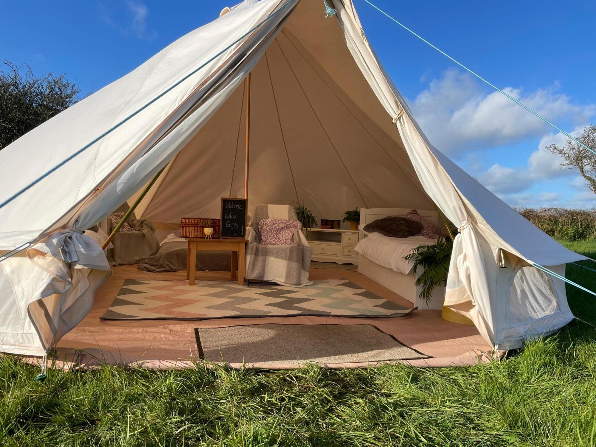 Trevena Cross Glamping & Camping Helston Esterno foto