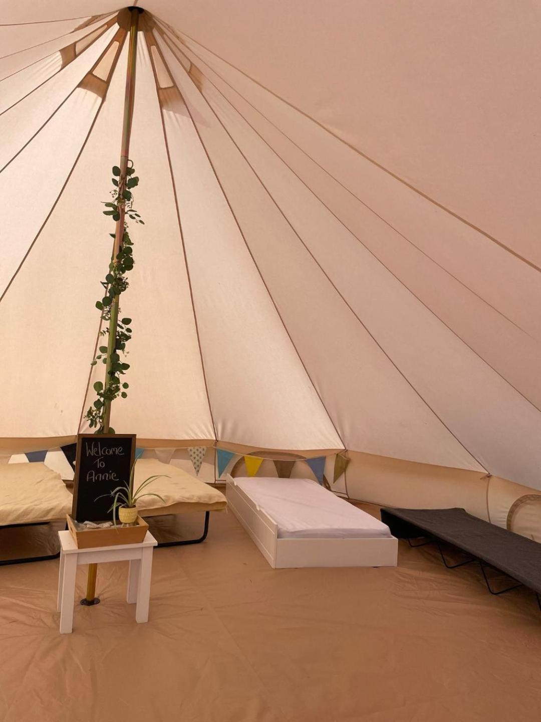 Trevena Cross Glamping & Camping Helston Esterno foto