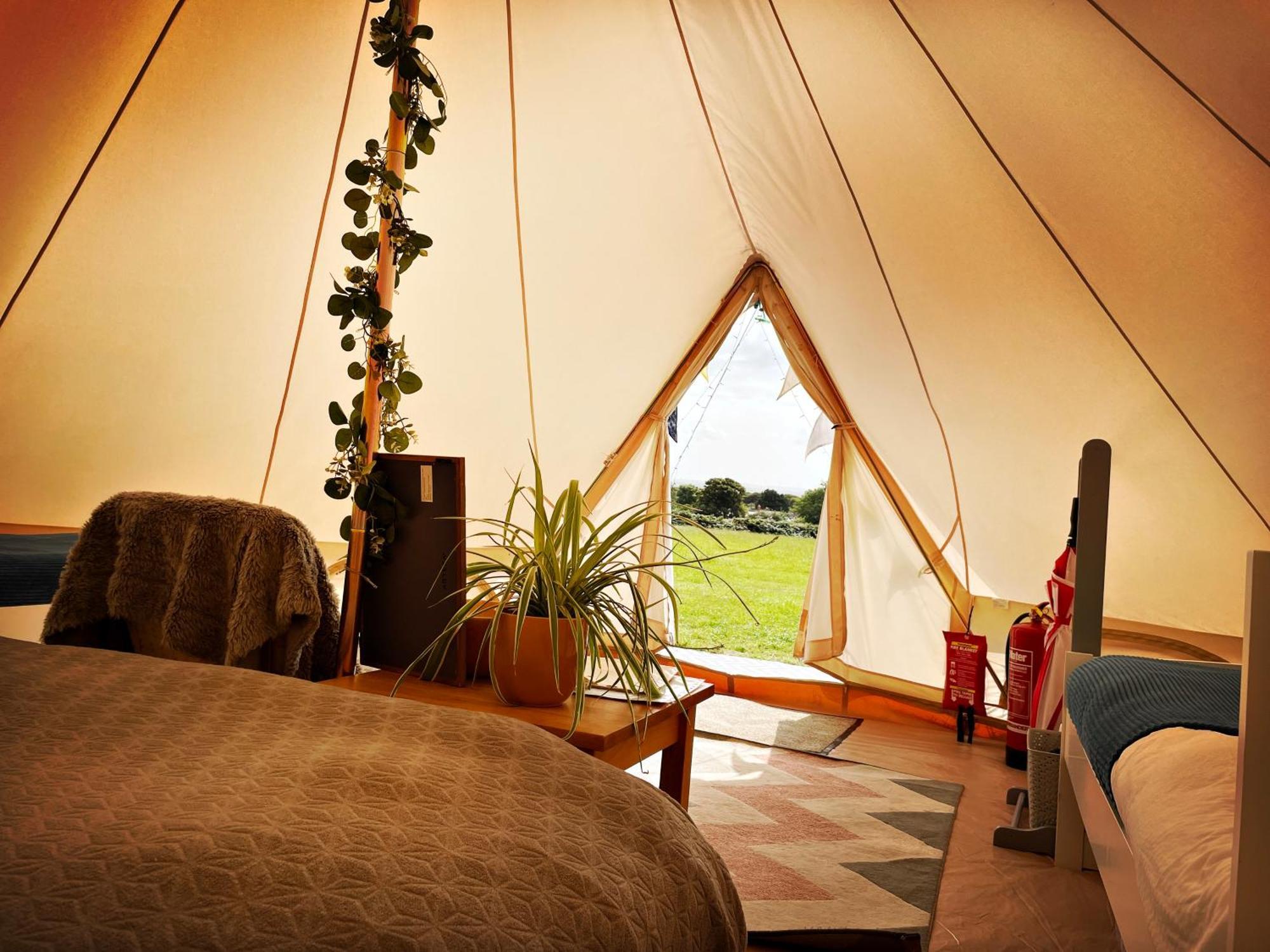 Trevena Cross Glamping & Camping Helston Esterno foto