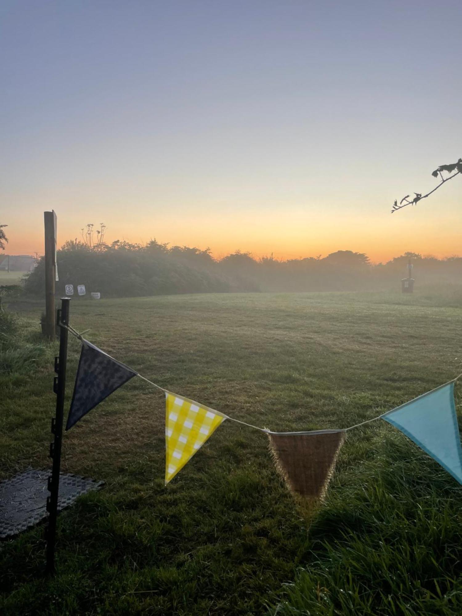 Trevena Cross Glamping & Camping Helston Esterno foto