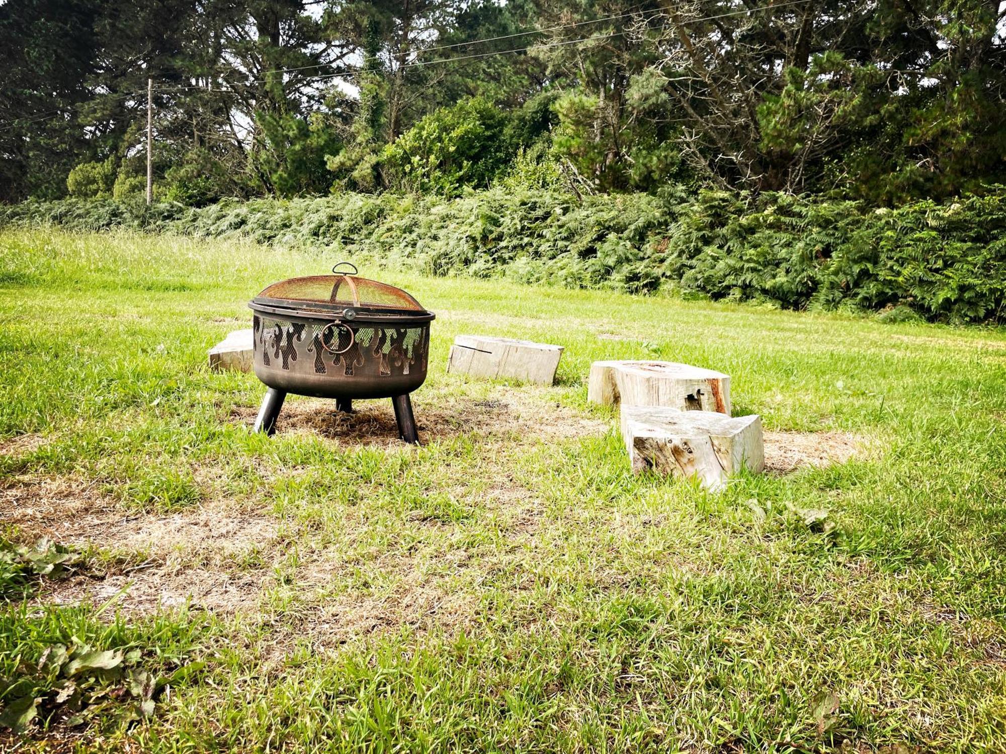 Trevena Cross Glamping & Camping Helston Esterno foto