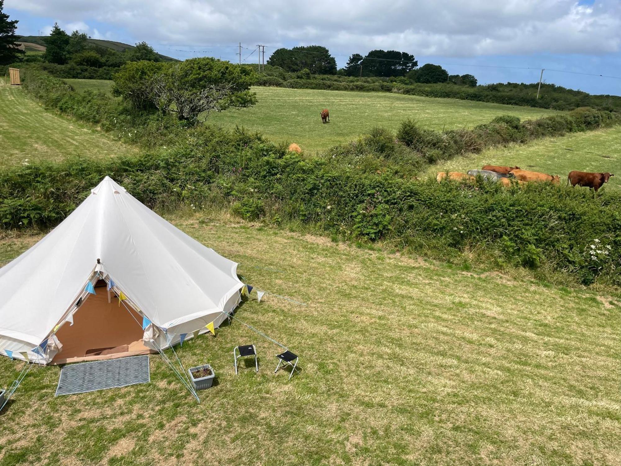 Trevena Cross Glamping & Camping Helston Esterno foto