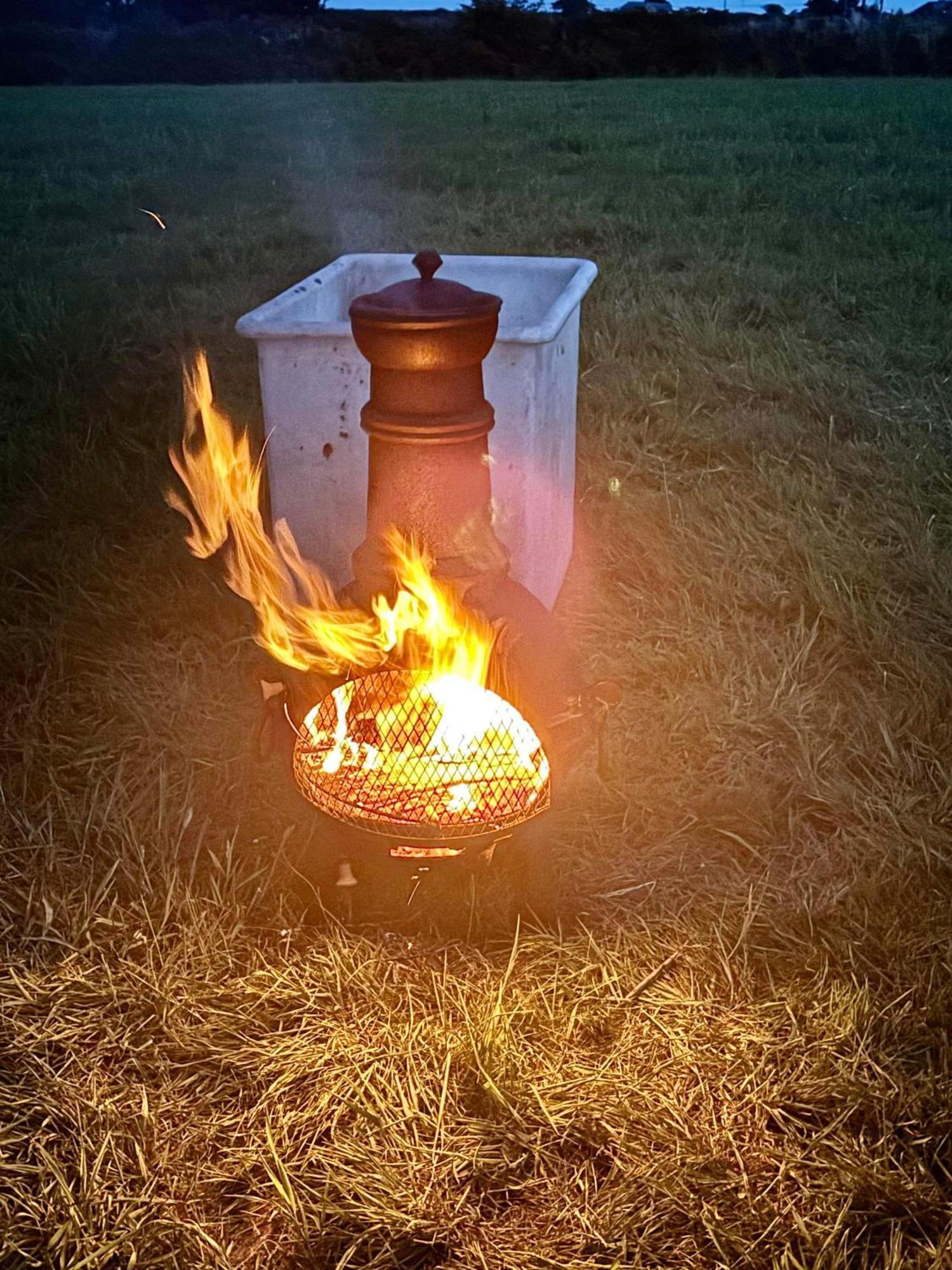 Trevena Cross Glamping & Camping Helston Esterno foto